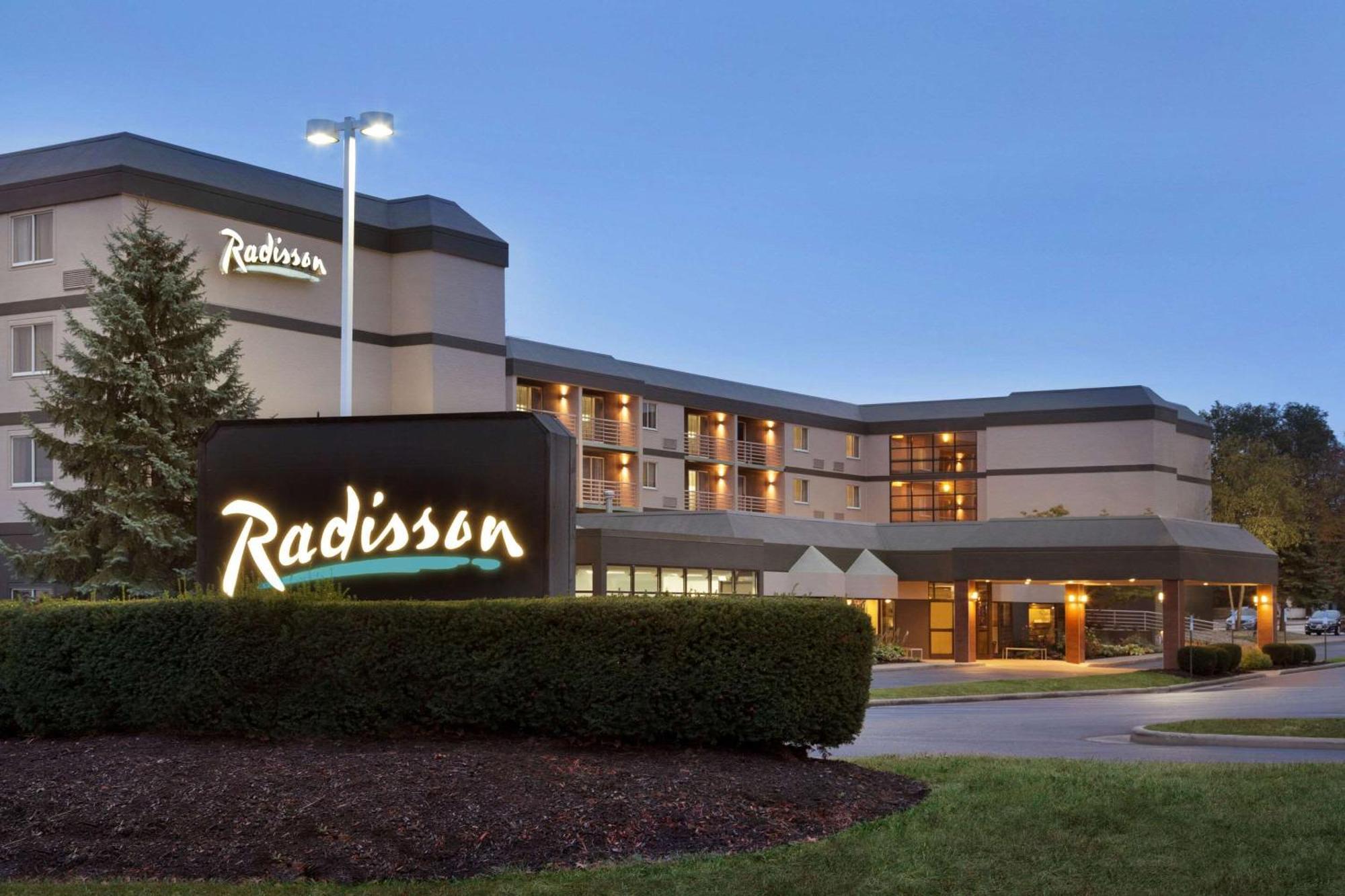 Radisson Akron-Fairlawn Copley Montrose Екстериор снимка