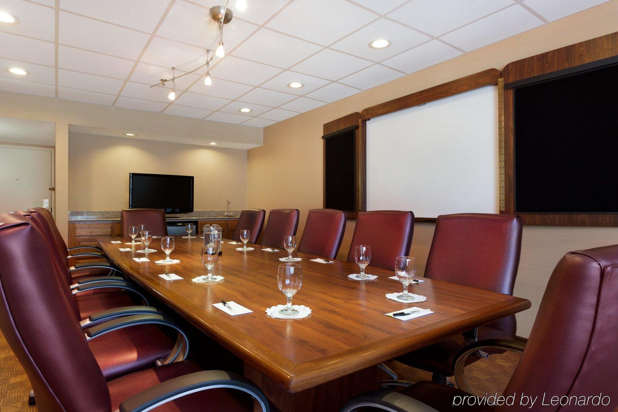 Radisson Akron-Fairlawn Copley Montrose Екстериор снимка